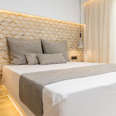 Naxian Icon Luxury 3 * Naxos City