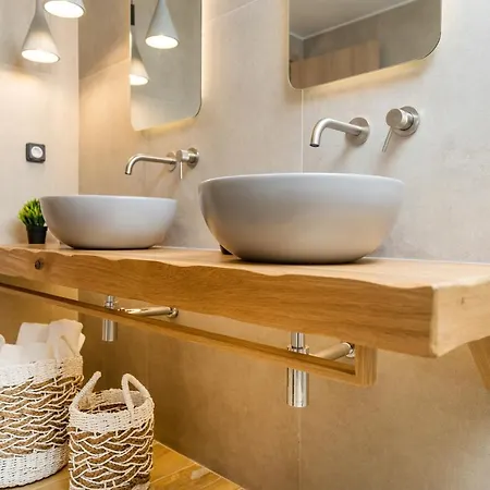 Naxian Icon Luxury 3 Appartement *