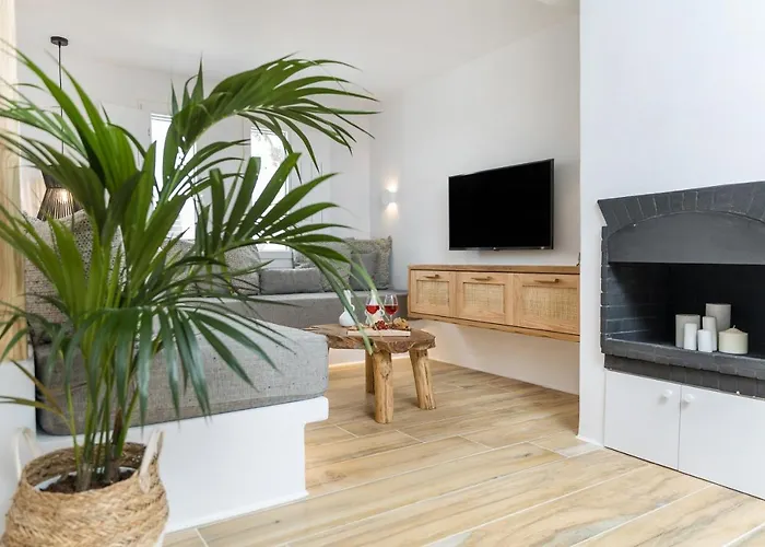 Naxian Icon Luxury 3 Naxos City