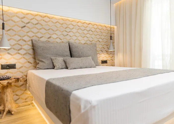 Naxian Icon Luxury 3 * Naxos City