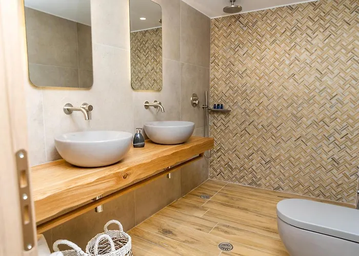 Naxian Icon Luxury 3 Naxos City