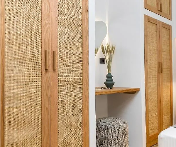 Naxian Icon Luxury 3 * Naxos City